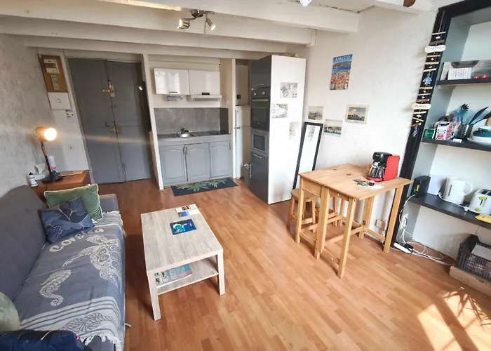 Apartment In Quiet And Convenient